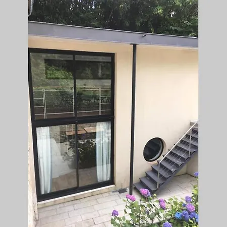 Ty Sant Buzit Villa